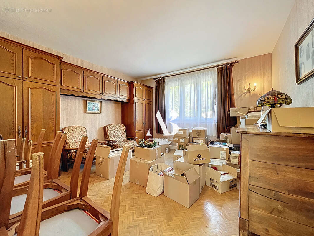 Maison à DONNEMARIE-DONTILLY