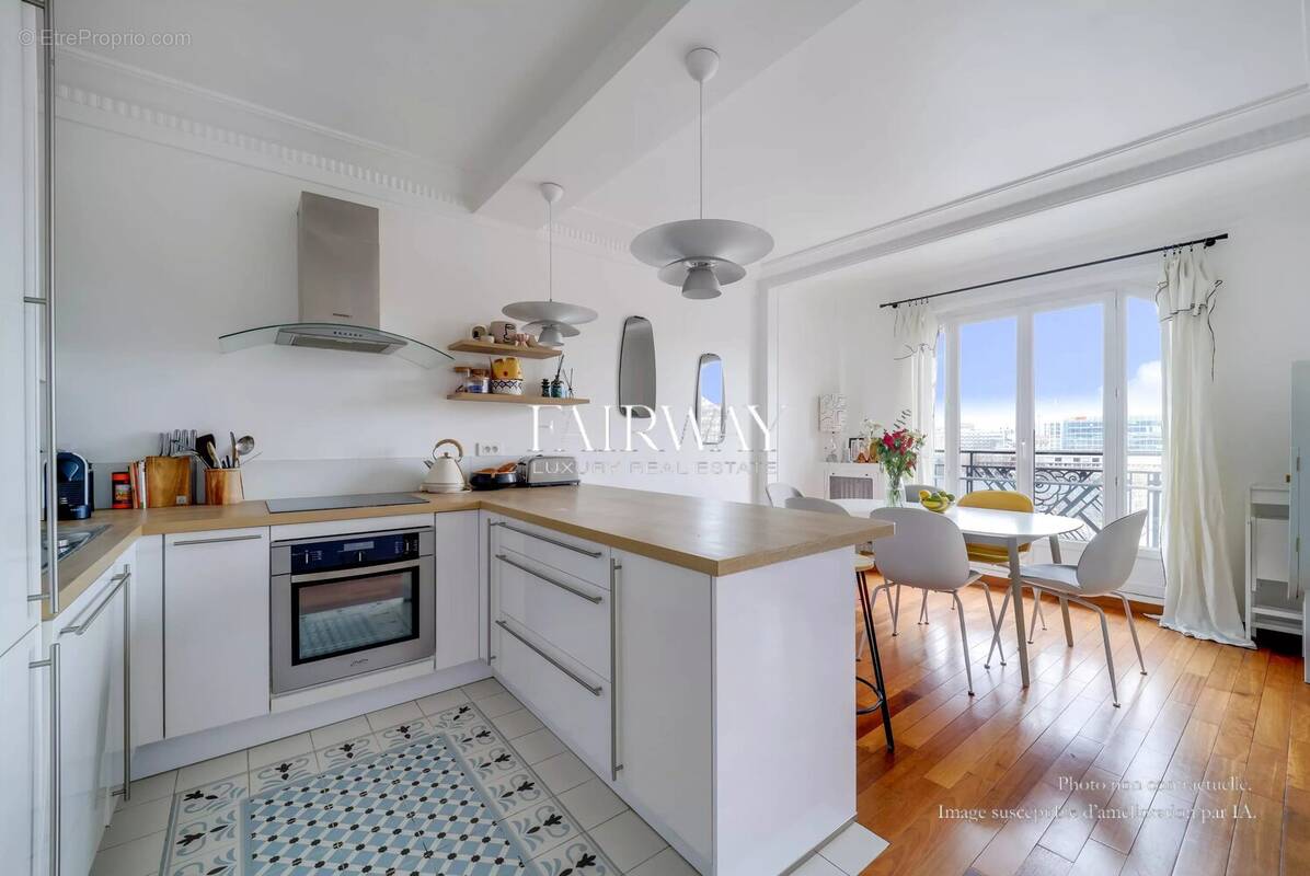 Appartement à PARIS-17E