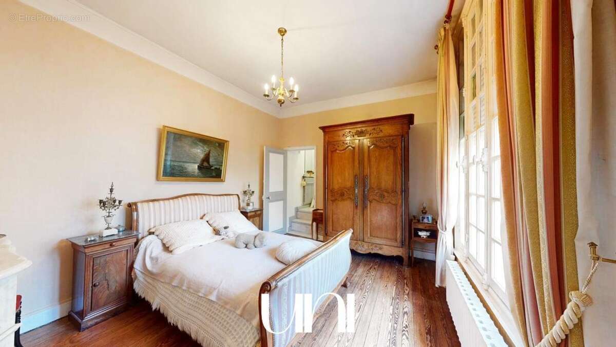 Maison à SAINT-PIERRE-SUR-DIVES