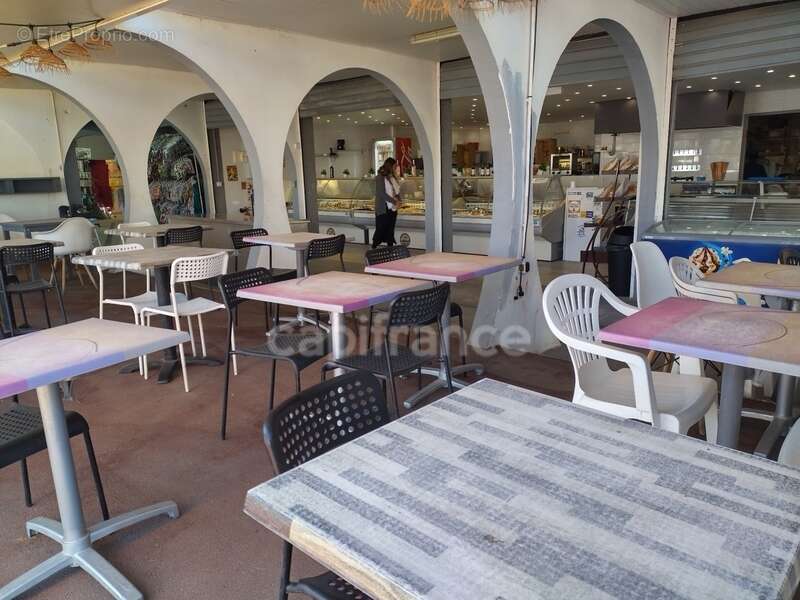 Commerce à LE GRAU-DU-ROI