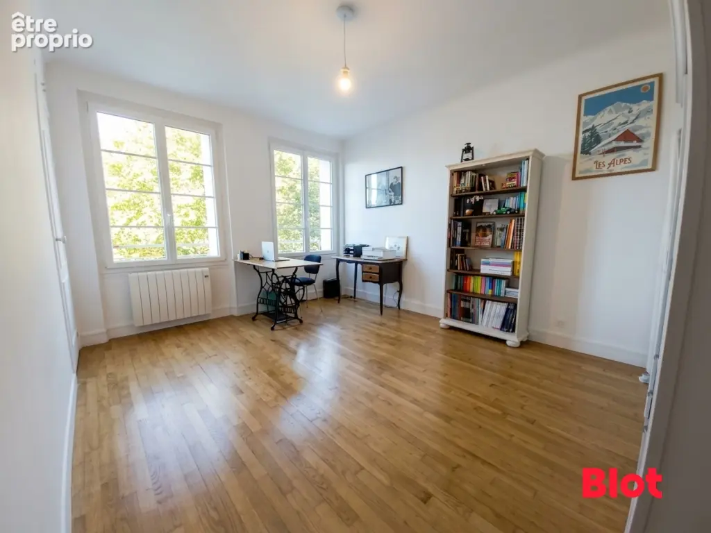 Appartement 4 pièces 93 m² à vendre à Brest (29200) - photo 7