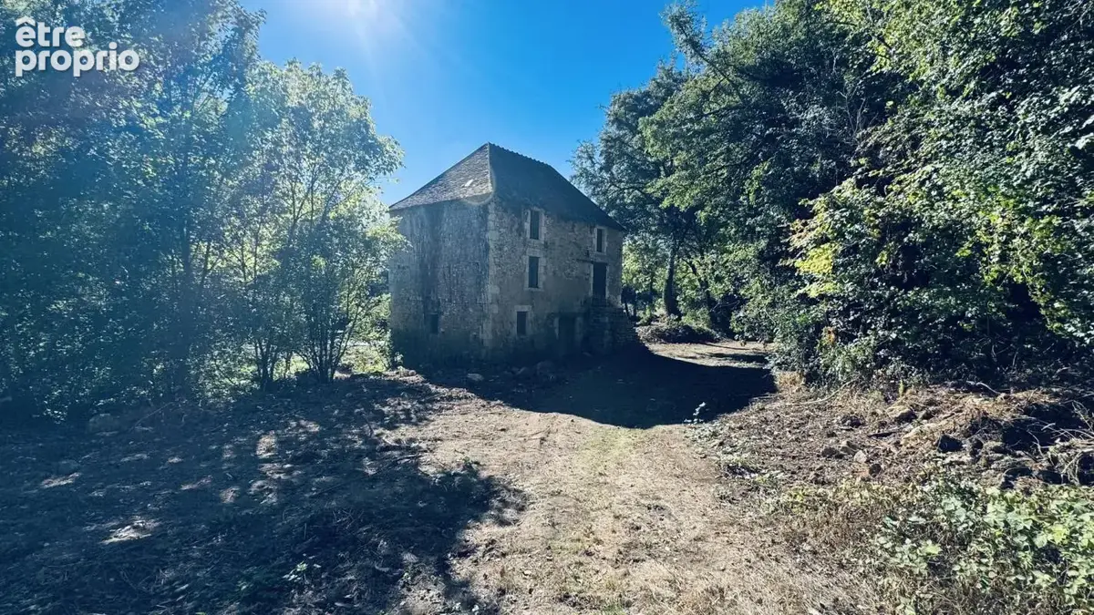 Maison 80 m² à Saint-Hilaire-Sur-Benaize  - photo 3