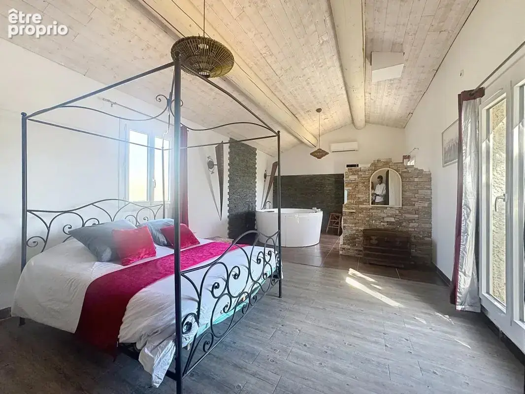 Althen-des-Paluds-villa197m²-terrain 2000m²- studios-piscine - photo 24