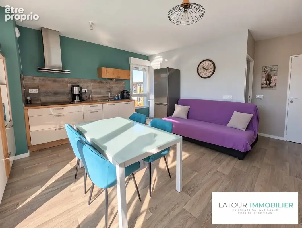 Appartement 3 pièces 63 m² à vendre à L'isle-D'abeau (38080) - photo 2