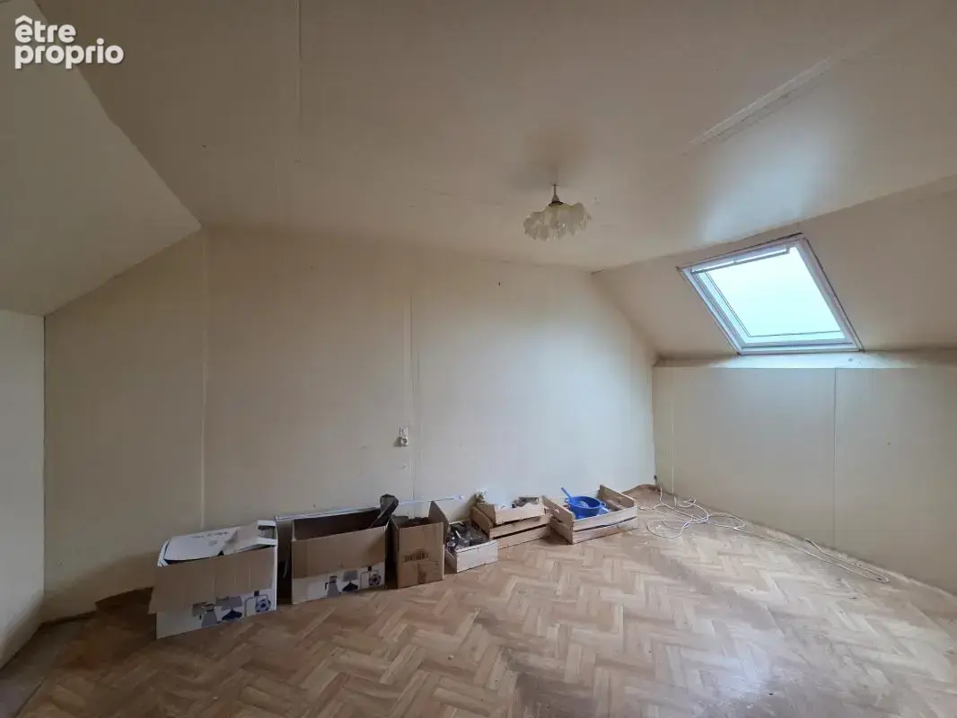 Maison de plain-pied avec jardin, garage et dépendance, à 5 - photo 12