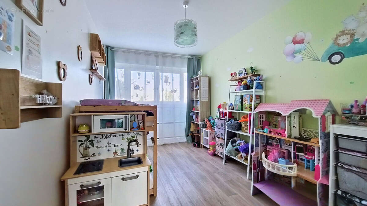 Appartement à LIMEIL-BREVANNES