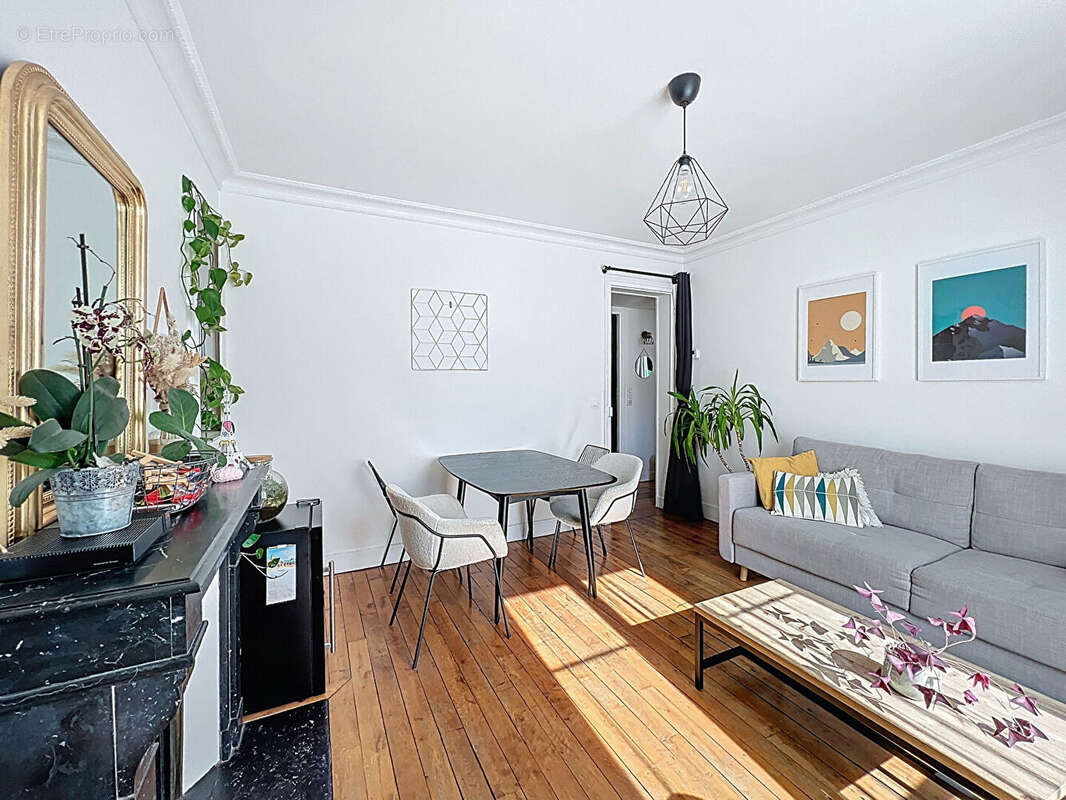 Appartement à SURESNES