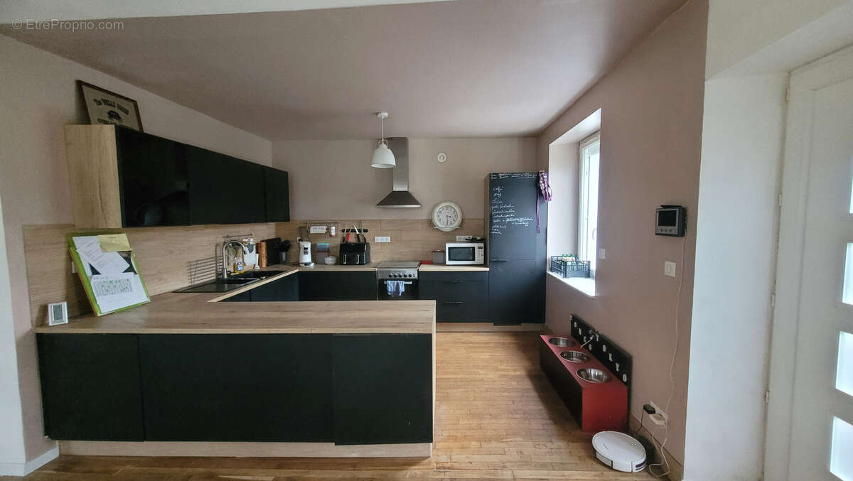 Maison à SAINT-YBARD