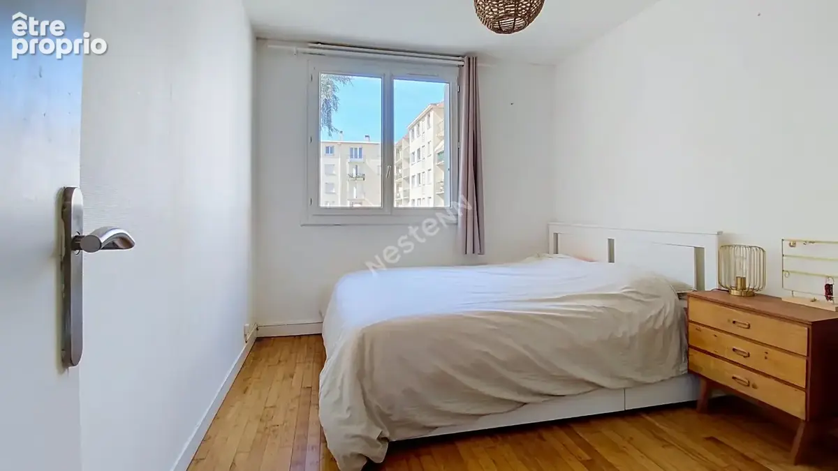 NANTES - BEAUSEJOUR / Appartement 3 pièces 2 chambres avec cave et stationnement - photo 6
