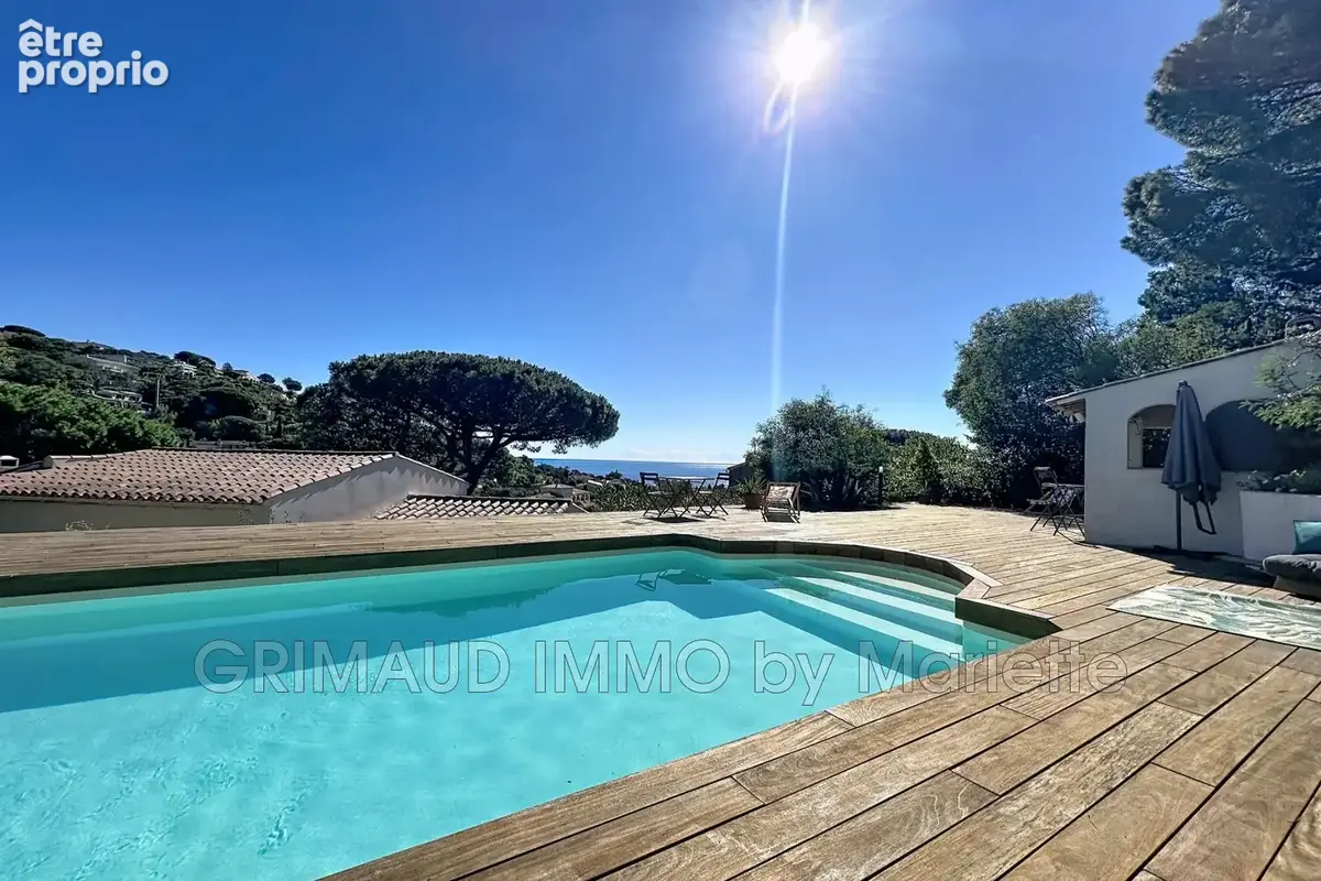 Maison 6 pièces 183 m² à vendre à Les Issambres (83380) - photo 2