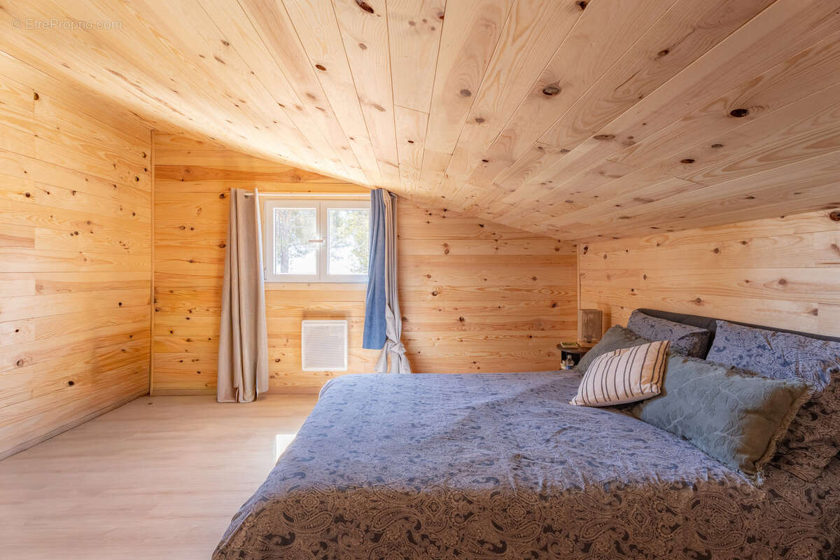 Maison à LE CASTELLET