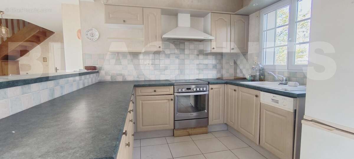 1761757540693 (002) - Maison à CREVECOEUR-EN-AUGE