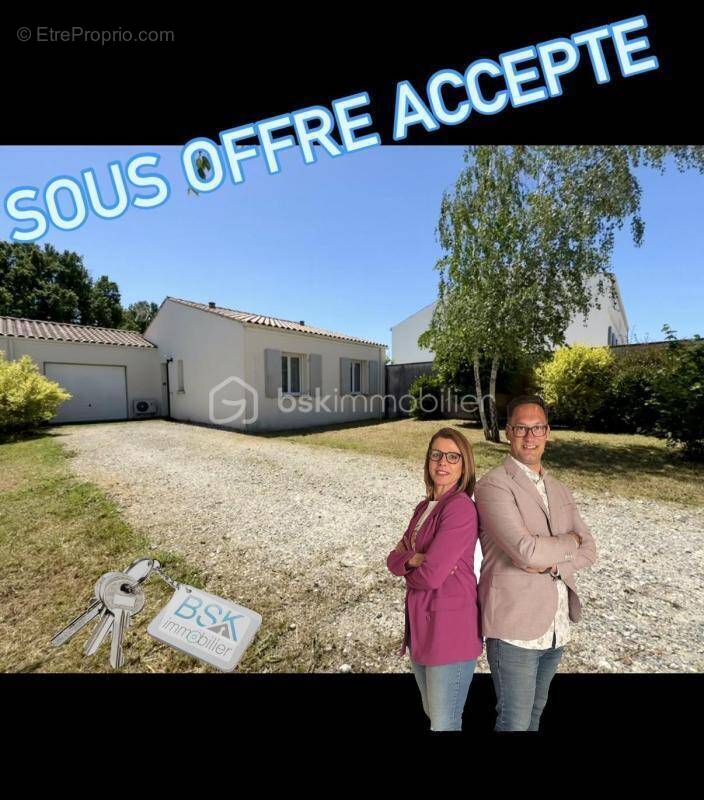 Maison à CORME-ROYAL