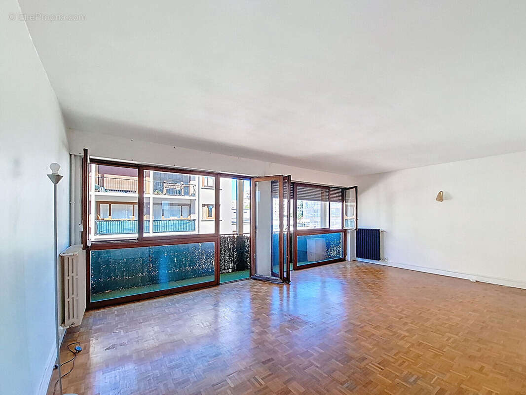 Appartement à CACHAN