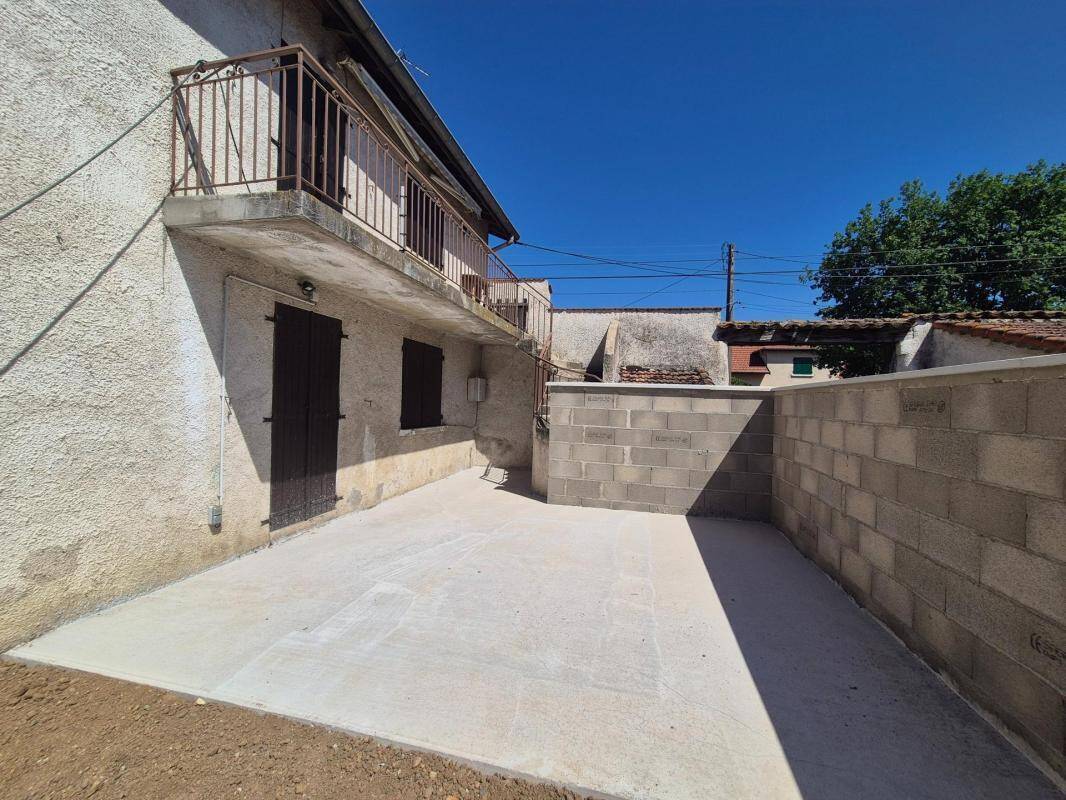 Appartement à VEAUCHE