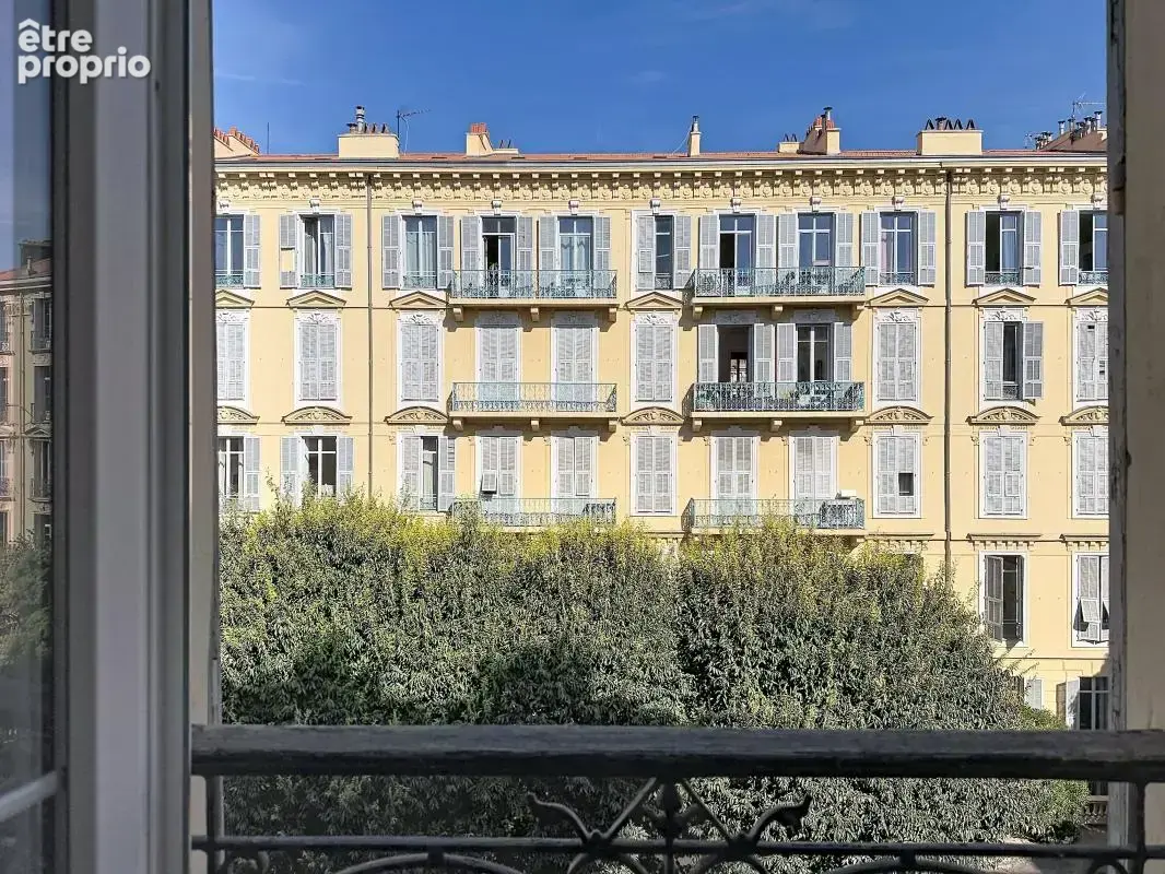 Nice centre – rue dante – 2 pièces rénové avec balcon à 200 m de la promenade des anglais - photo 16