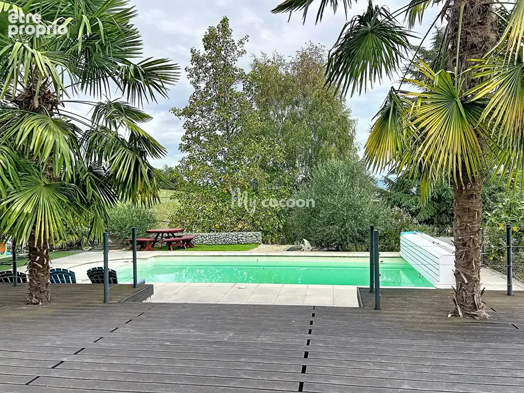 Maison - T5 - 172 m² - photo 3