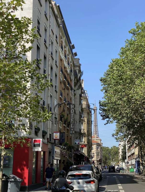 Appartement à PARIS-15E