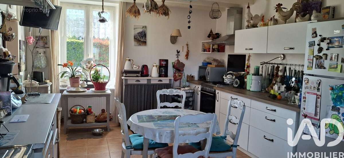 Photo 8 - Maison à AZY