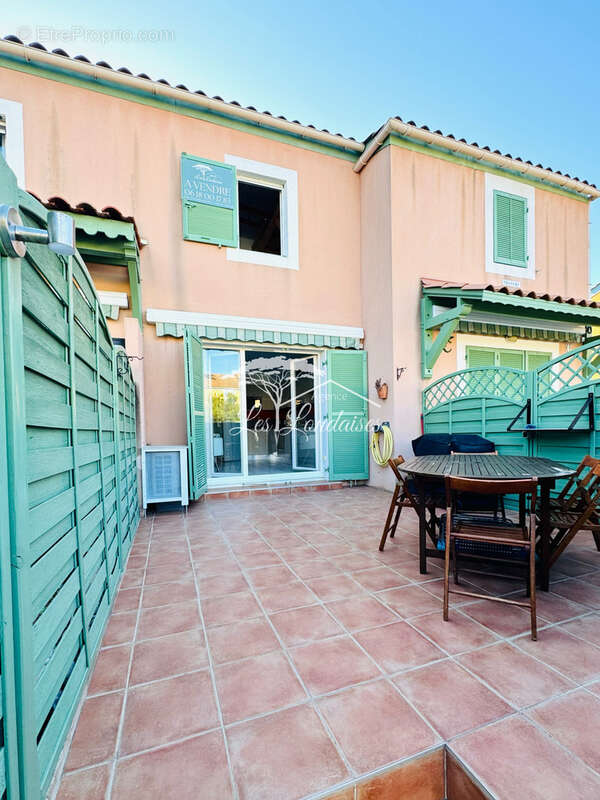 Maison à LA LONDE-LES-MAURES