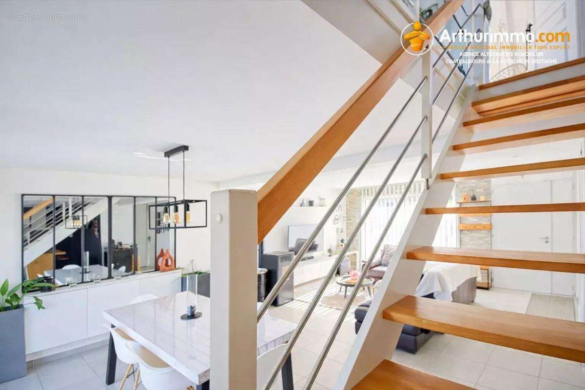 Maison à LA BOUEXIERE