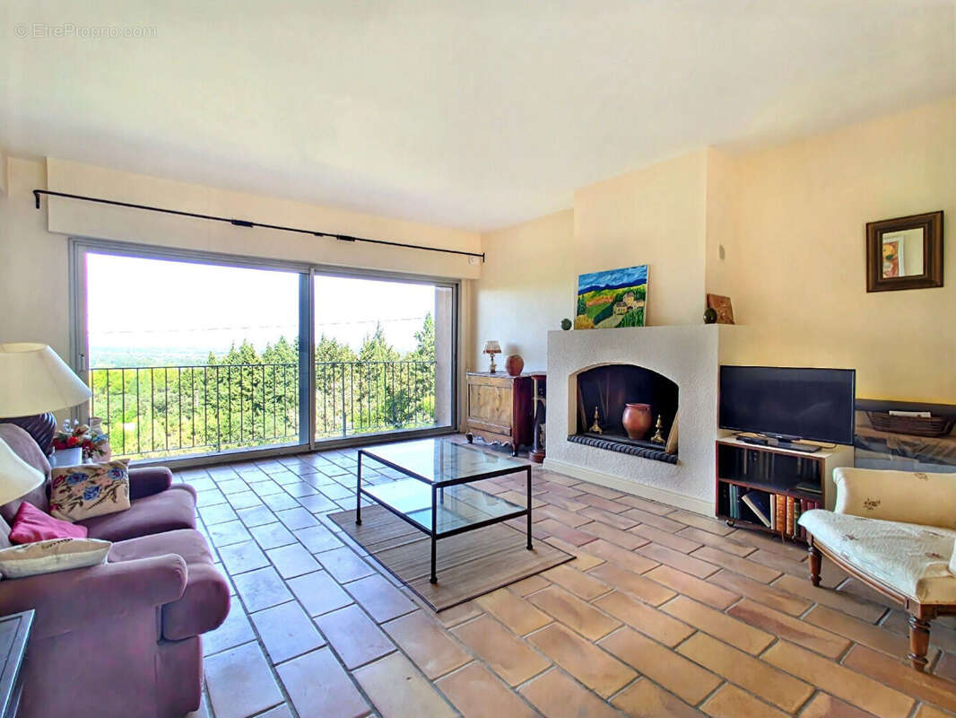 Maison à VILLENEUVE-LES-AVIGNON