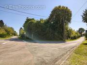 Terrain à PIEGUT-PLUVIERS