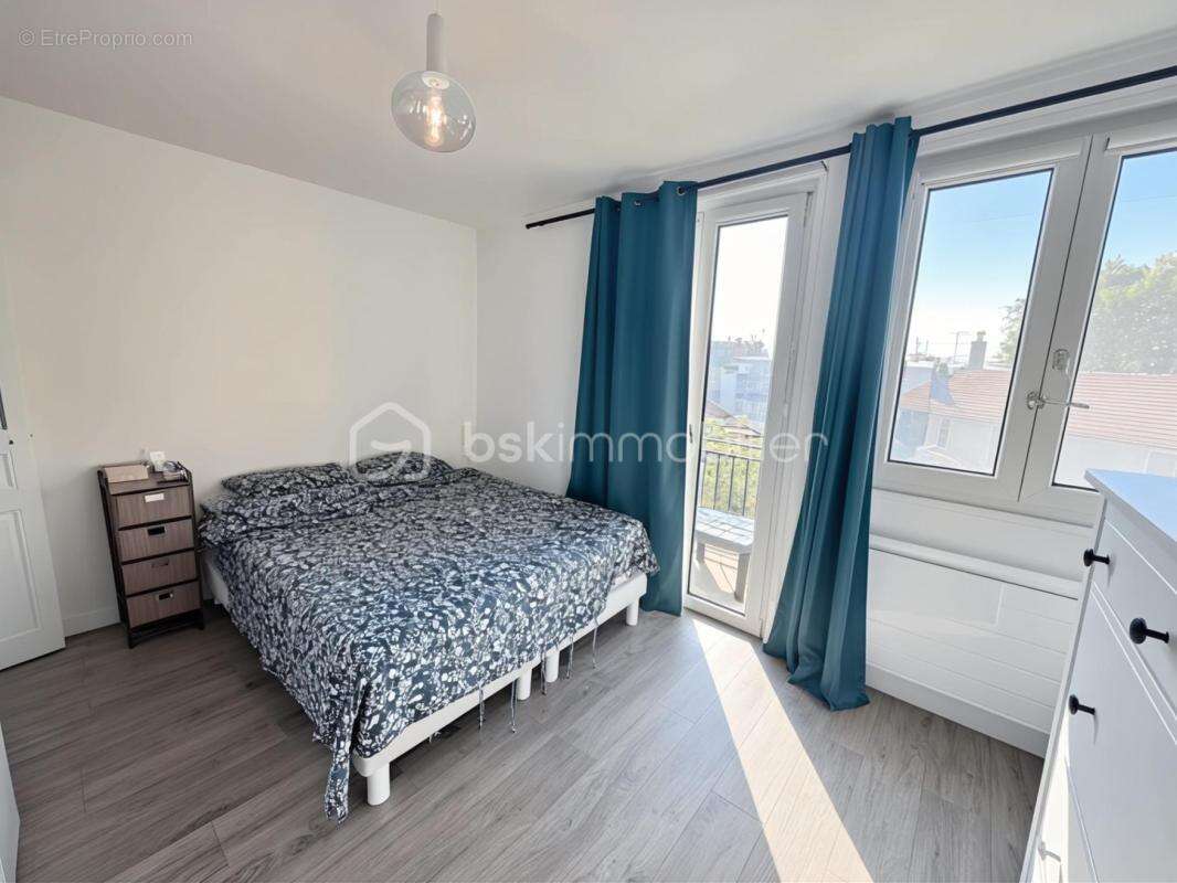 Appartement à VAIRES-SUR-MARNE