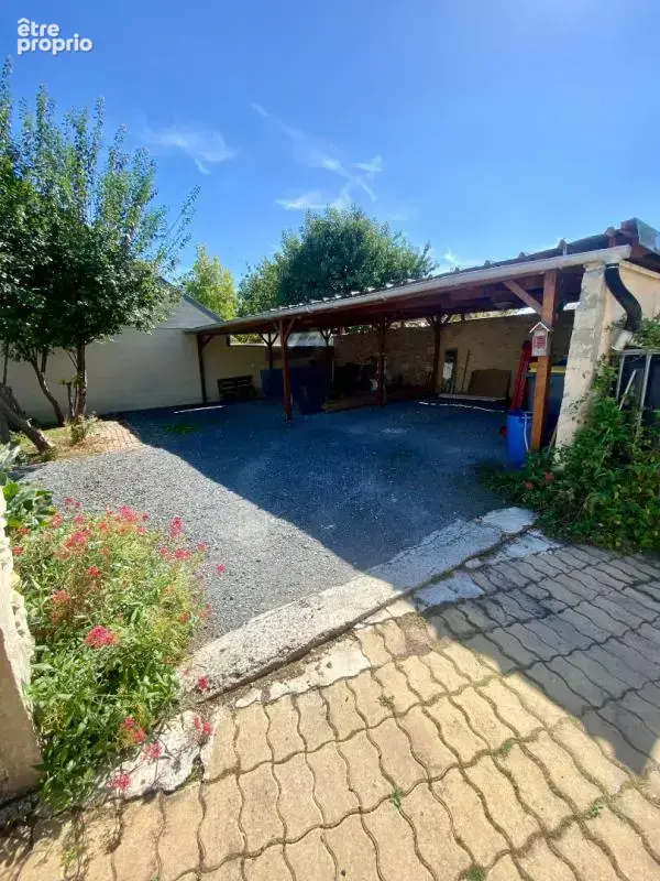 Hubert-Folie Maison familiale de 187 m² avec sous-sol complet et grand terrain - photo 3