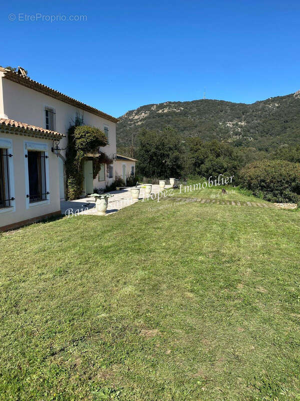 Maison à GRIMAUD