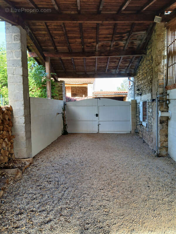 Maison à ESPIRAT