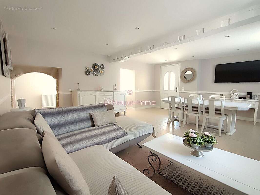 Maison à BENNECOURT