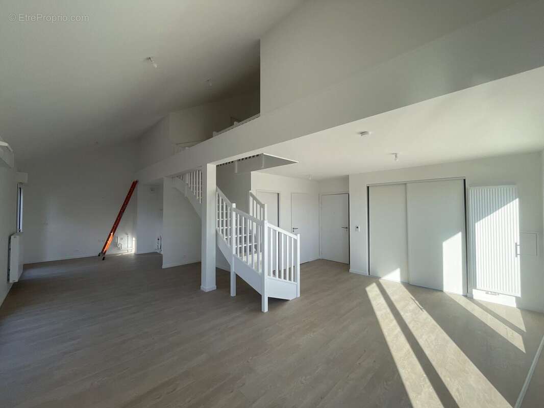 Appartement 98 m² à Bordeaux  - photo 3