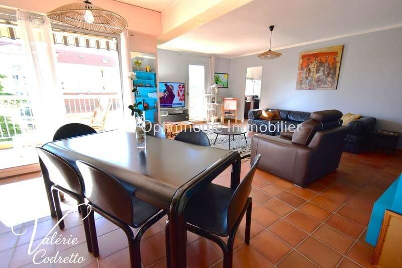 Appartement à HYERES