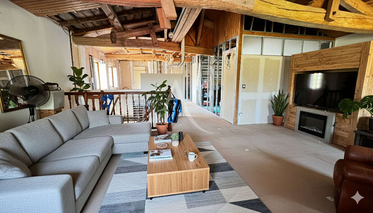 Maison en pierre Medis 170m² quartier très calme - photo 4