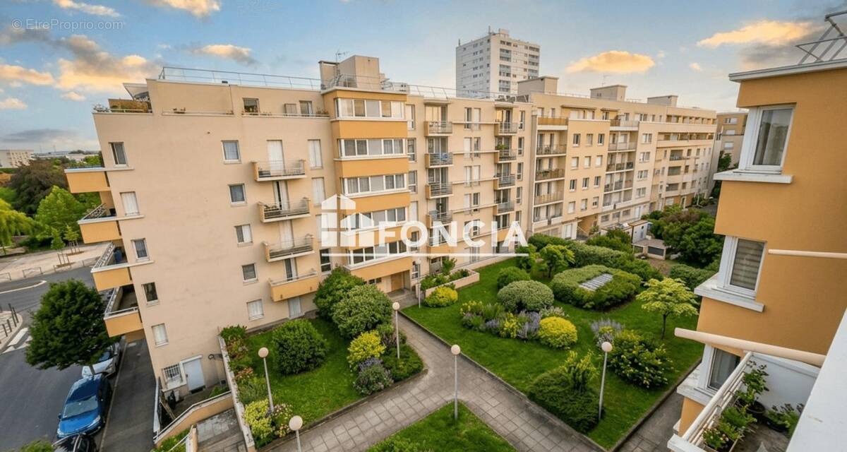 Appartement à BONNEUIL-SUR-MARNE