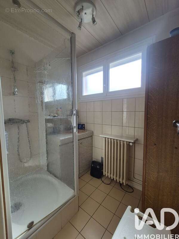 Photo 8 - Appartement à SAINT-ETIENNE-DU-ROUVRAY
