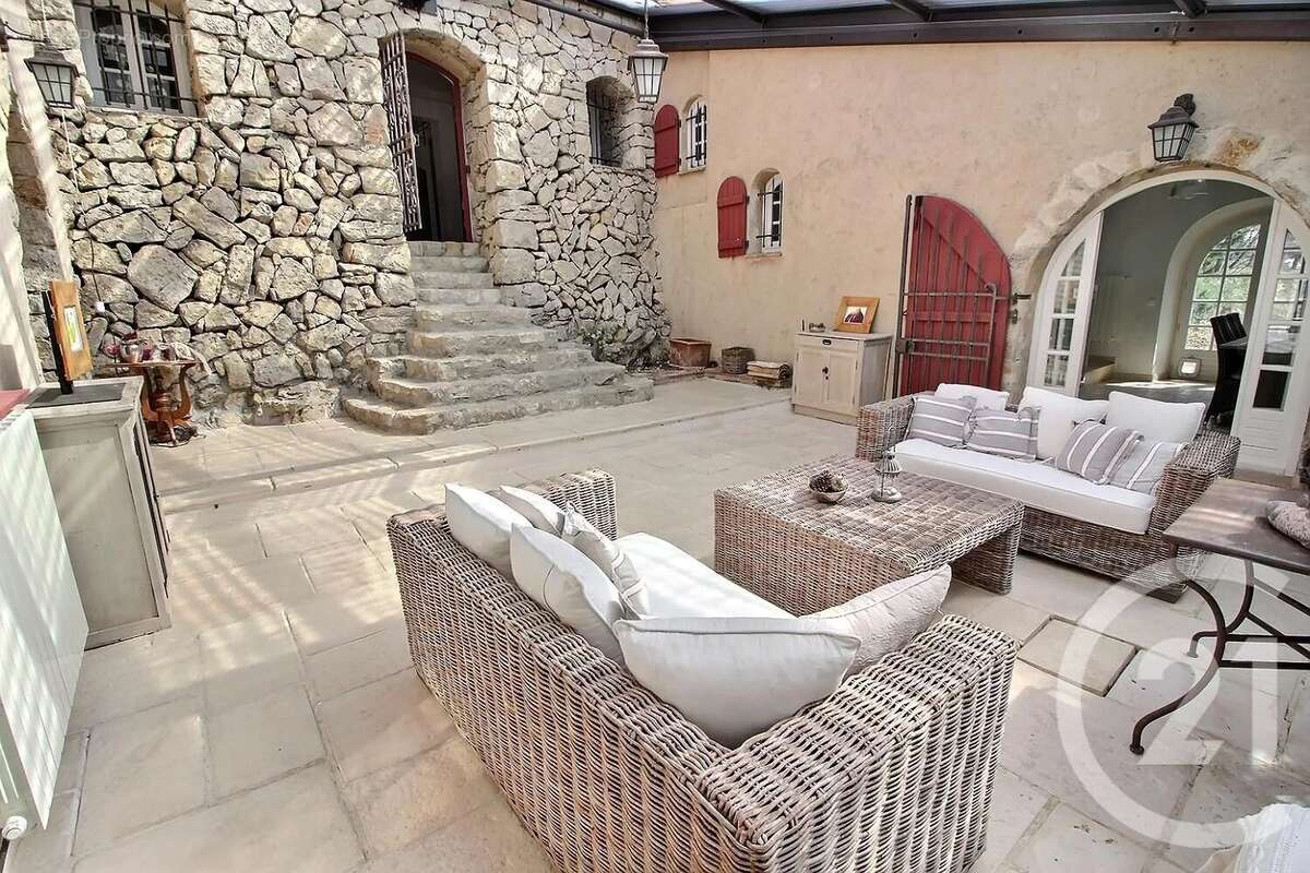 Maison à LE BAR-SUR-LOUP