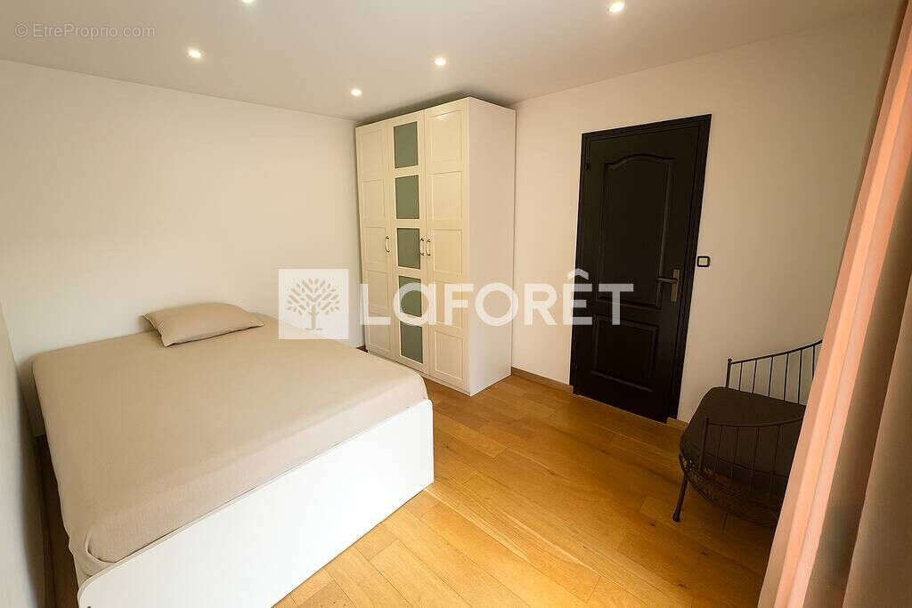 Appartement à LE RAINCY