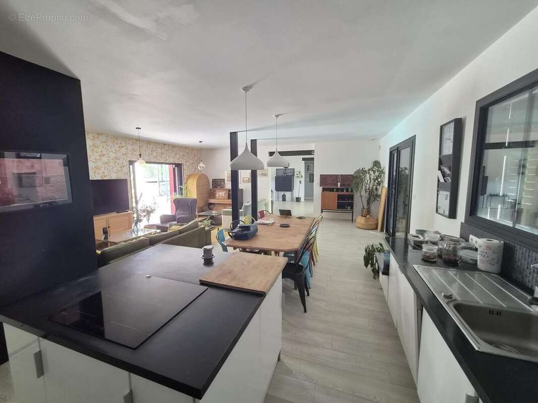 Photo 3 - Maison à MONTAMISE