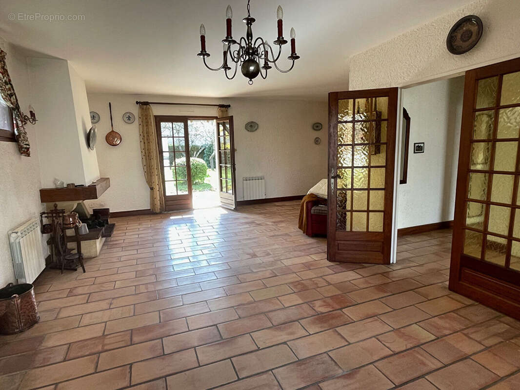 Maison à BUXEROLLES