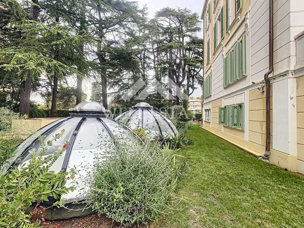 Cannes oxford appartement 3 piece de 110m2 avec jardin privatif et piscine - photo 16