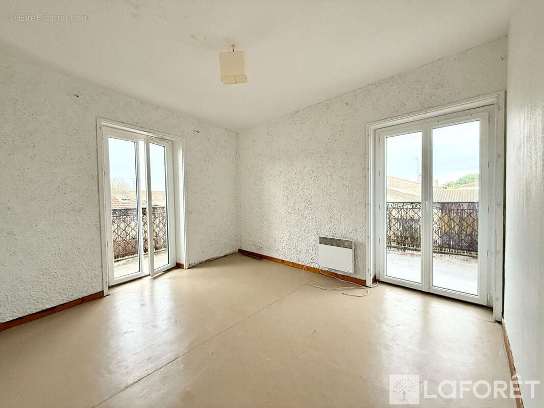 Appartement à CERONS