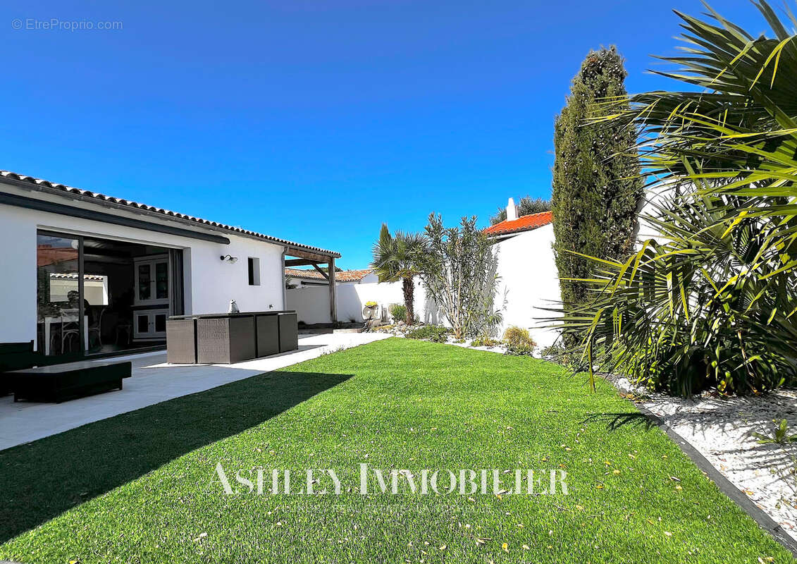 Maison à SAINT-MARTIN-DE-RE