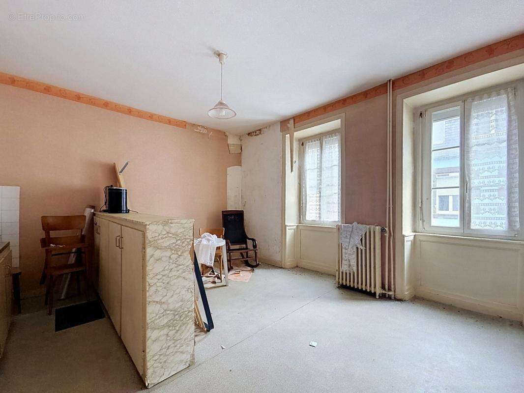 Appartement à CHATEAULIN