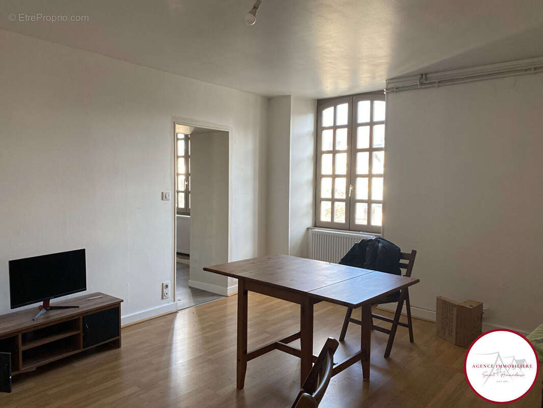 Appartement à SAINT-AMAND-MONTROND
