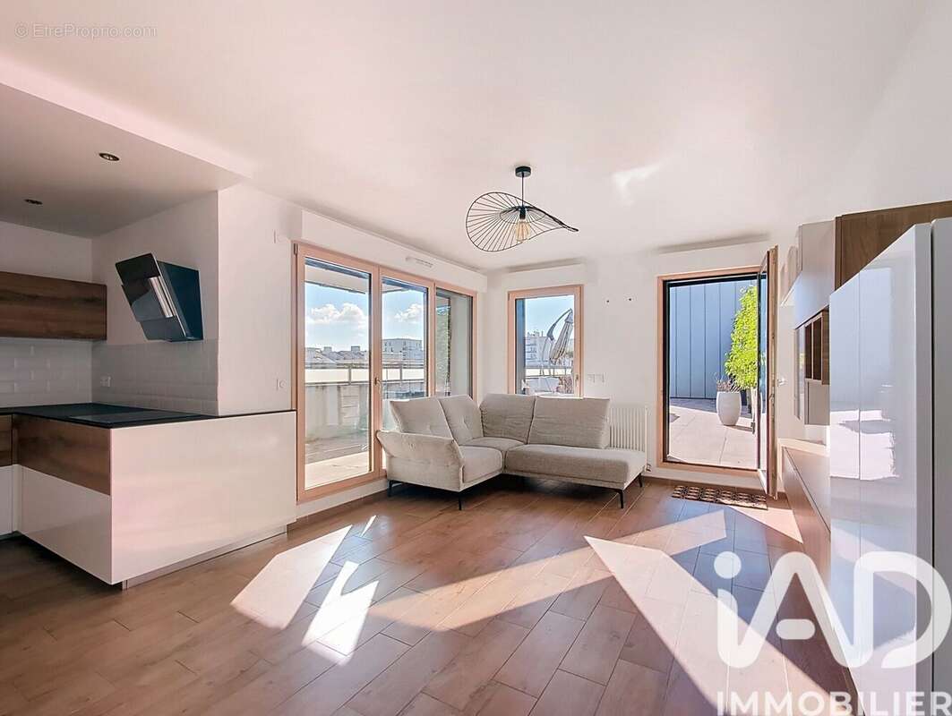 Photo 3 - Appartement à LYON-8E