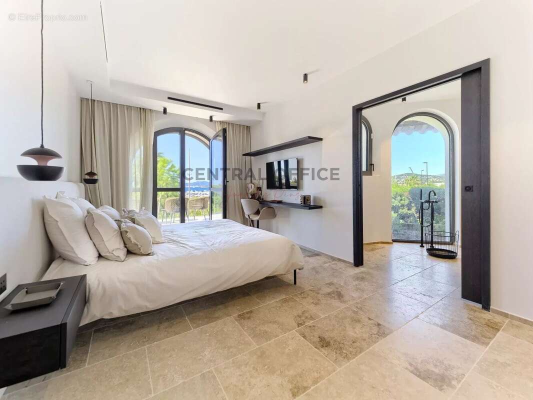 Maison à ANTIBES
