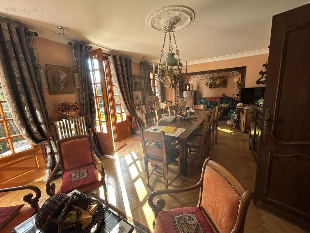 Maison à CHASSENEUIL-SUR-BONNIEURE