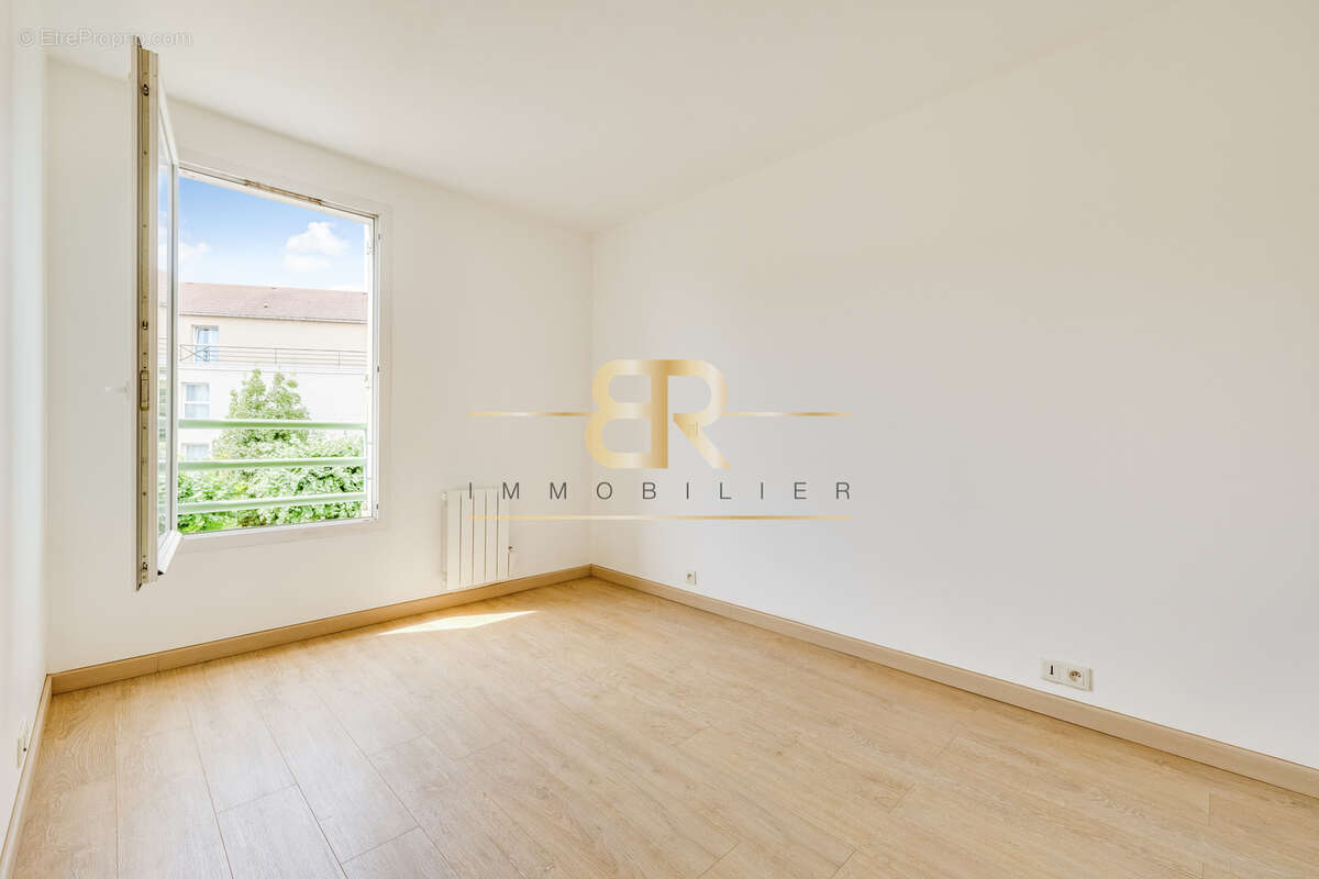 Coup de cœur   appartement lumineux avec ascenseur et 2 places de parking, rare sur le secteur - photo 9